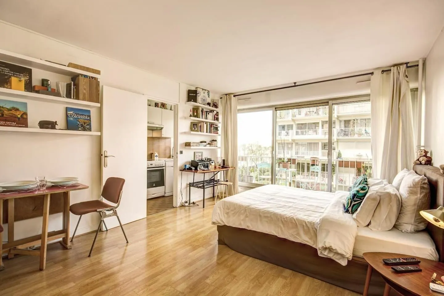 Rue Saint-Maur 1-Bed Studio Balcony And View Paris